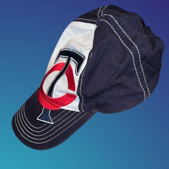 DQ & Minnesota Twins Collab Logo Baseball Snapback Hat Cap - Picture 2 of 7